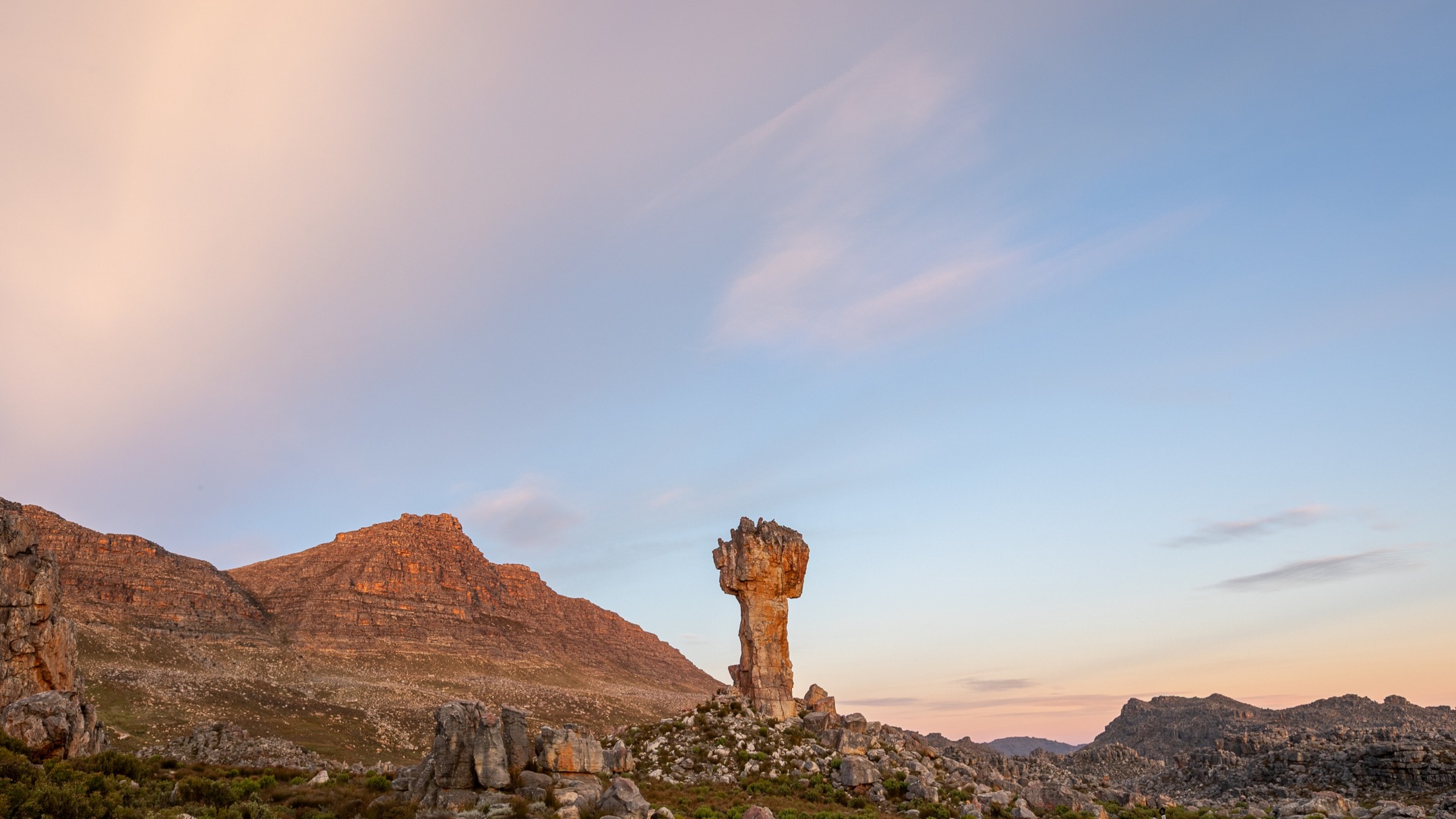 What does Sneeuberg look like?